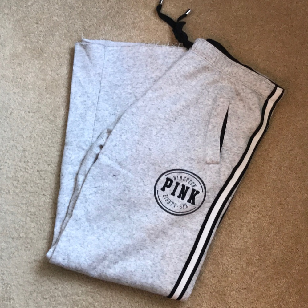 Super comfy sweatpants. I’m 5ft 8in for reference